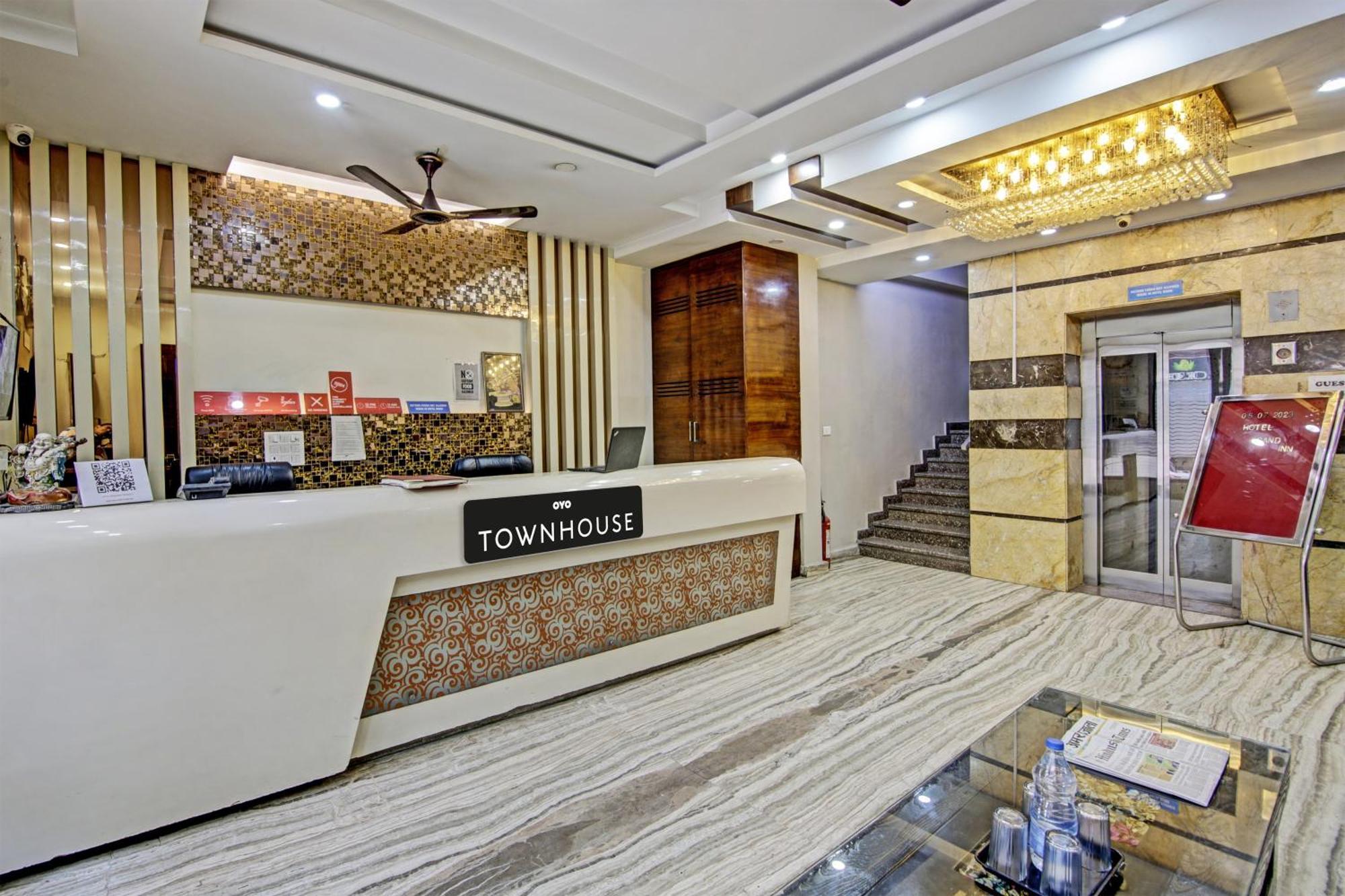 Townhouse Grand Inn Ghaziabad Ngoại thất bức ảnh
