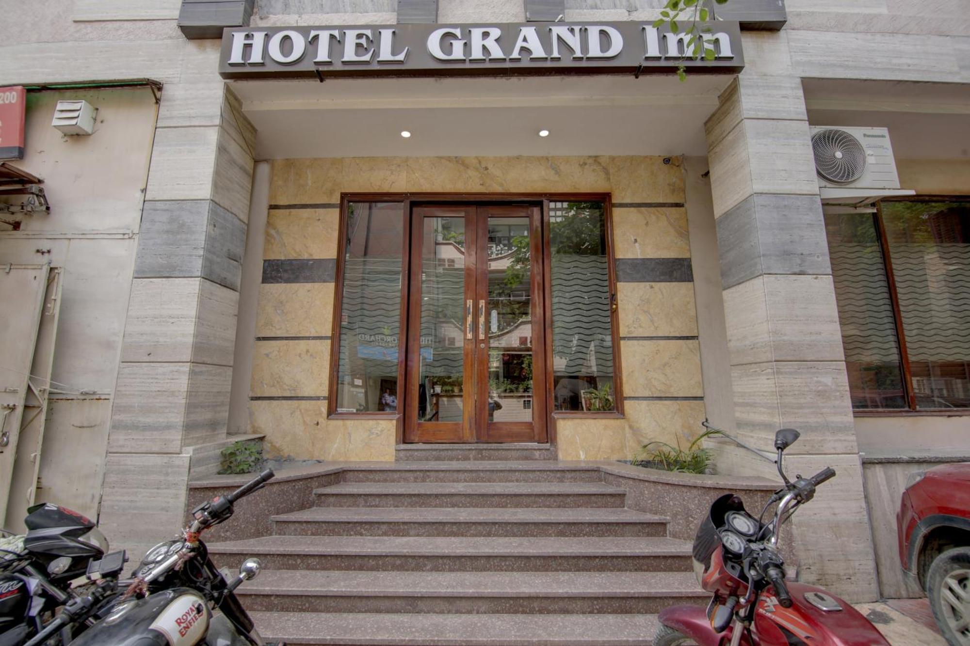 Townhouse Grand Inn Ghaziabad Ngoại thất bức ảnh
