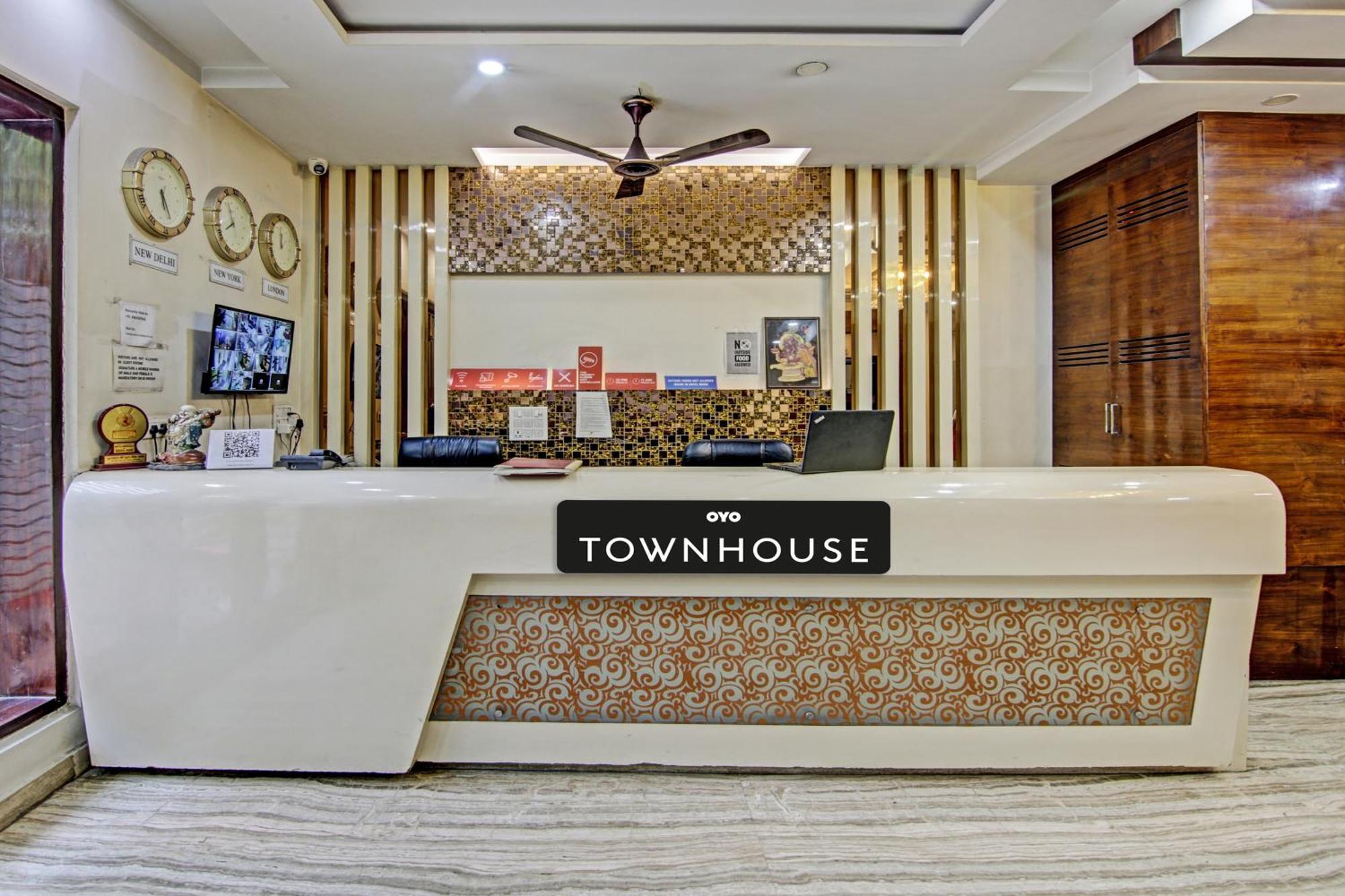 Townhouse Grand Inn Ghaziabad Ngoại thất bức ảnh